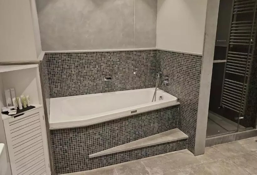 پانسیون Prima Fila Due Pemium Guest House