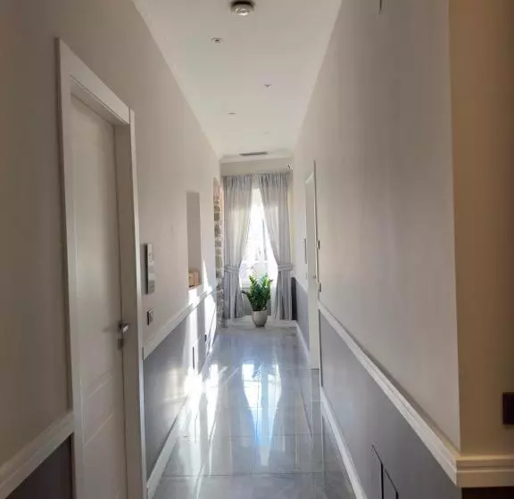 پانسیون Prima Fila Due Pemium Guest House