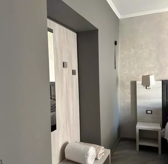 پانسیون Prima Fila Due Pemium Guest House