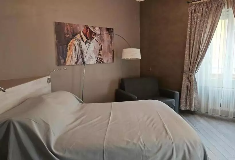 پانسیون Prima Fila Due Pemium Guest House