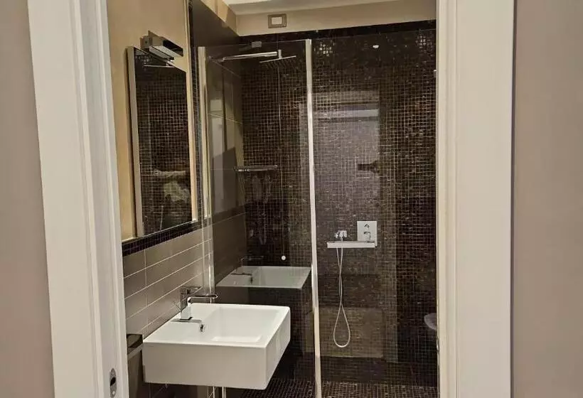 پانسیون Prima Fila Due Pemium Guest House