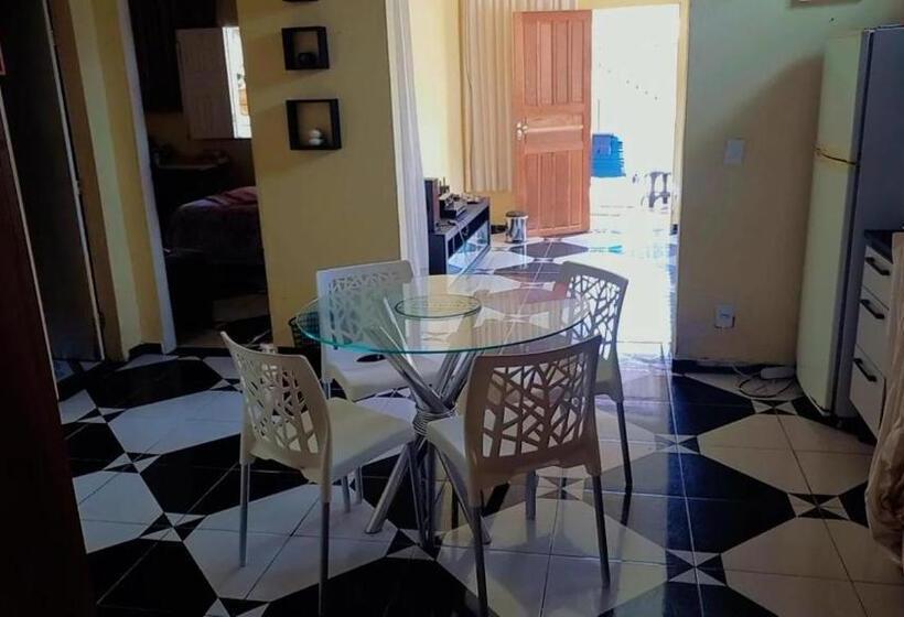 פנסיון Riverside House