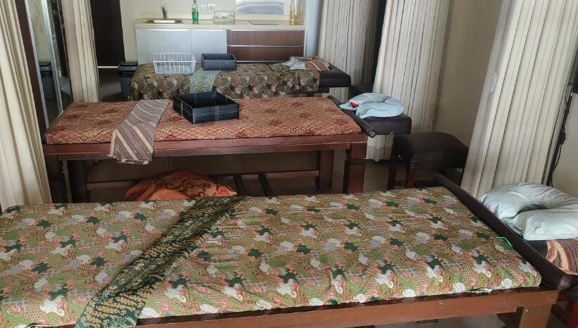 The Bay Sunflower Apartment