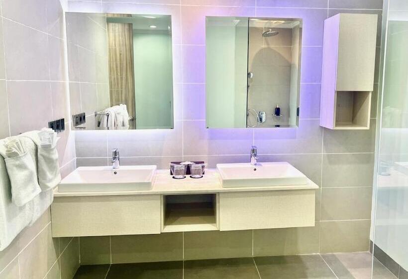 The Bay Sunflower Apartment