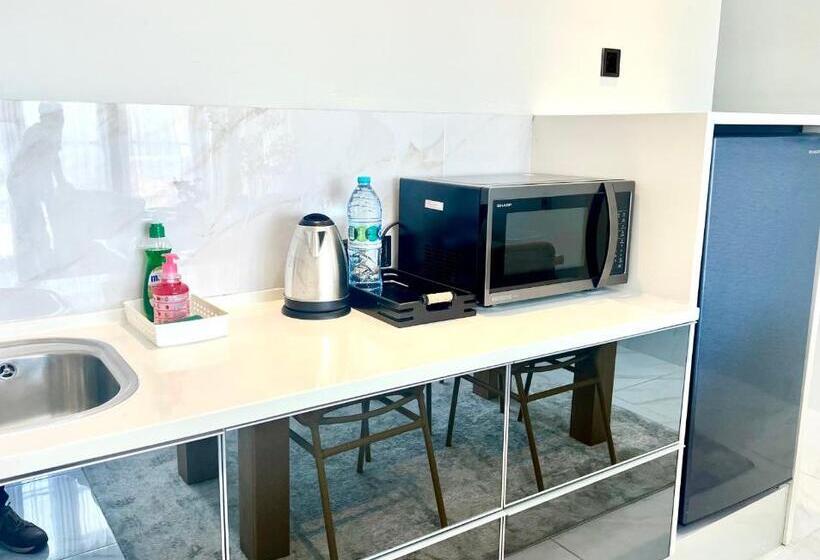 The Bay Sunflower Apartment