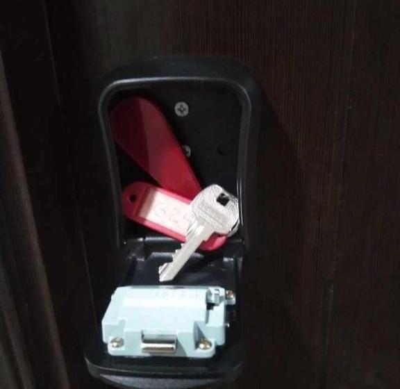 Tower 3 427 Pool View