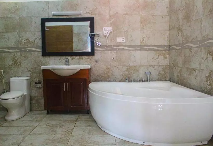 Aamiaismajoitus (B&B) Camellia Rise