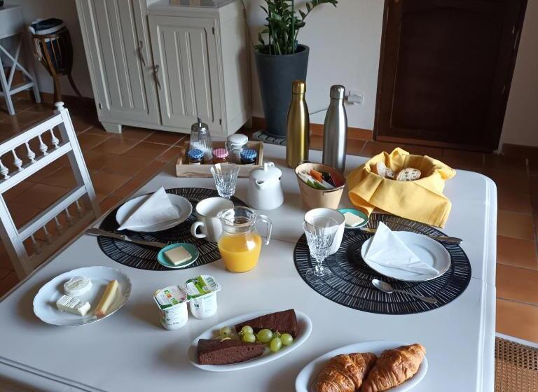 مبيت وإفطار Le Relais Du Fraysse   Chambres D Hôtes