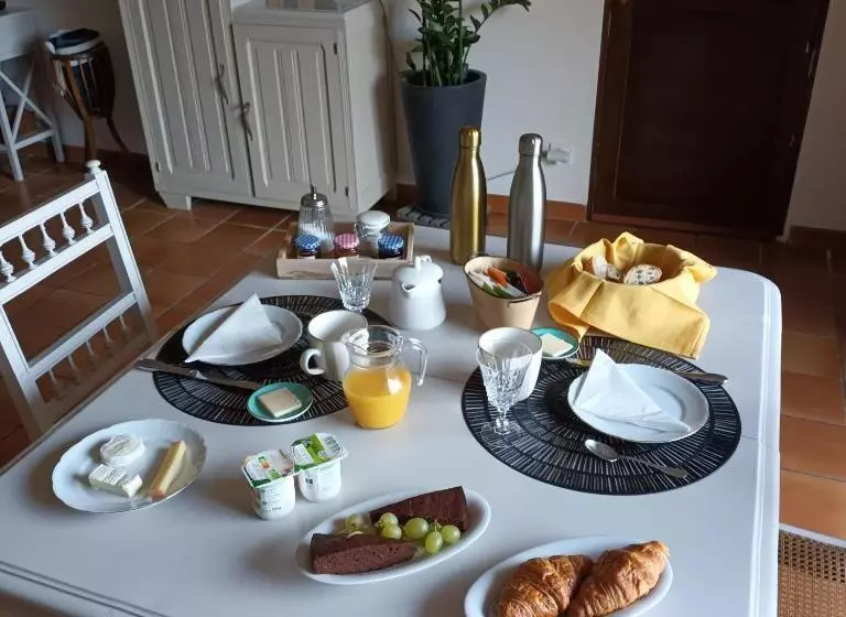 Aamiaismajoitus (B&B) Le Relais Du Fraysse   Chambres D Hôtes