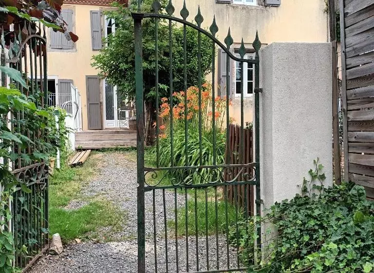 Aamiaismajoitus (B&B) Le Relais Du Fraysse   Chambres D Hôtes