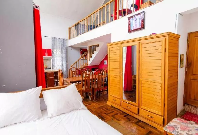 تختخواب و صبحانه Villa Fialofana