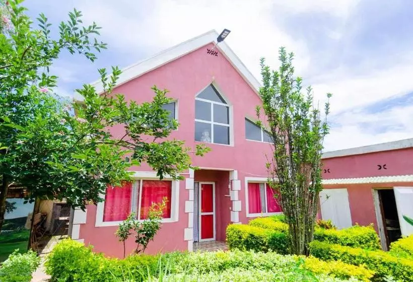 تختخواب و صبحانه Villa Fialofana