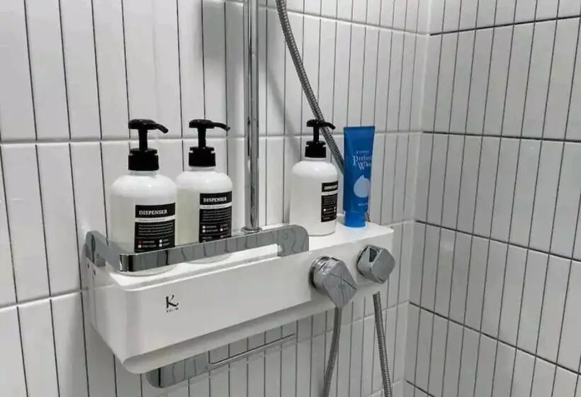 Hotelli Feel At Home 동성로스타 비앤비