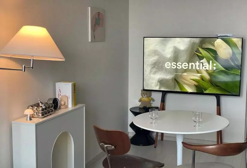 Hotelli Feel At Home 동성로스타 비앤비