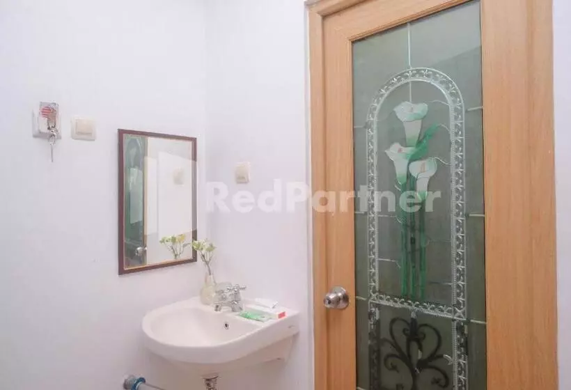 هتل Ndalem Pundhi Maguwoharjo Redpartner