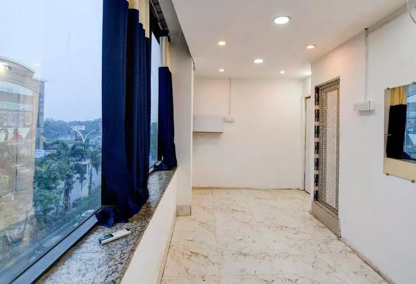ホテル Oyo Mannat Inn