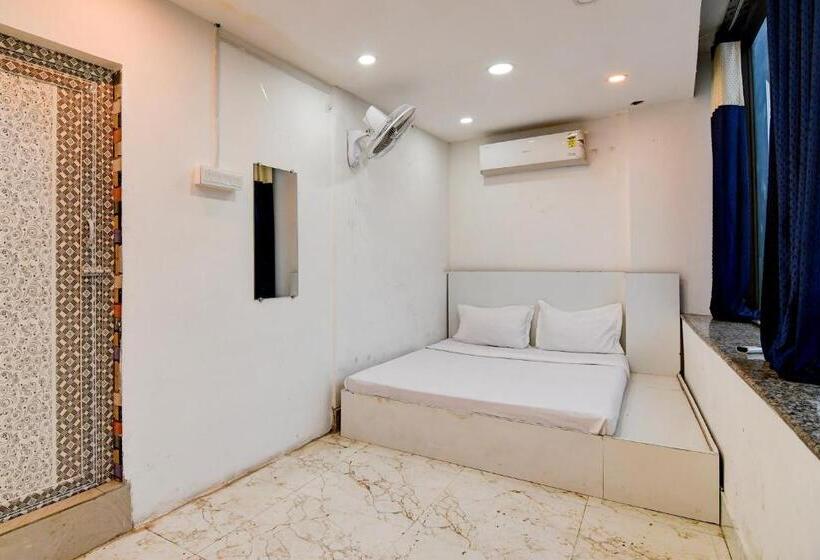 酒店 Oyo Mannat Inn