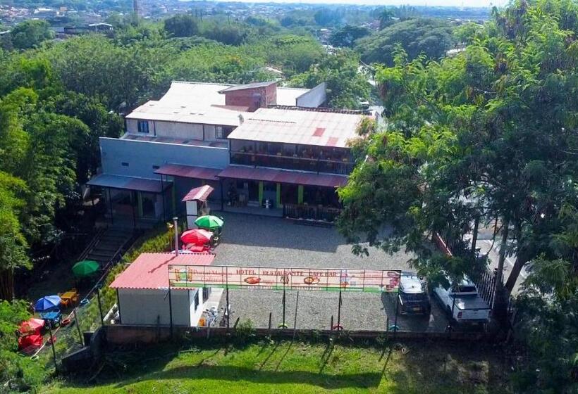 Hotelli Cartago Portal Mágico Cafetero