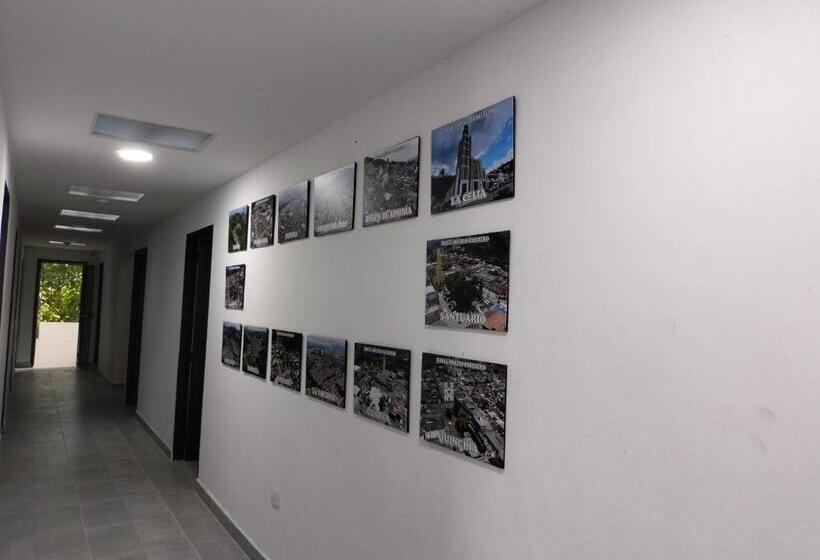 Hotelli Cartago Portal Mágico Cafetero