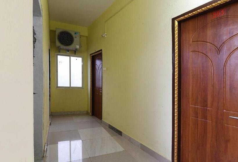 Oyo Hotel Jena Brothers