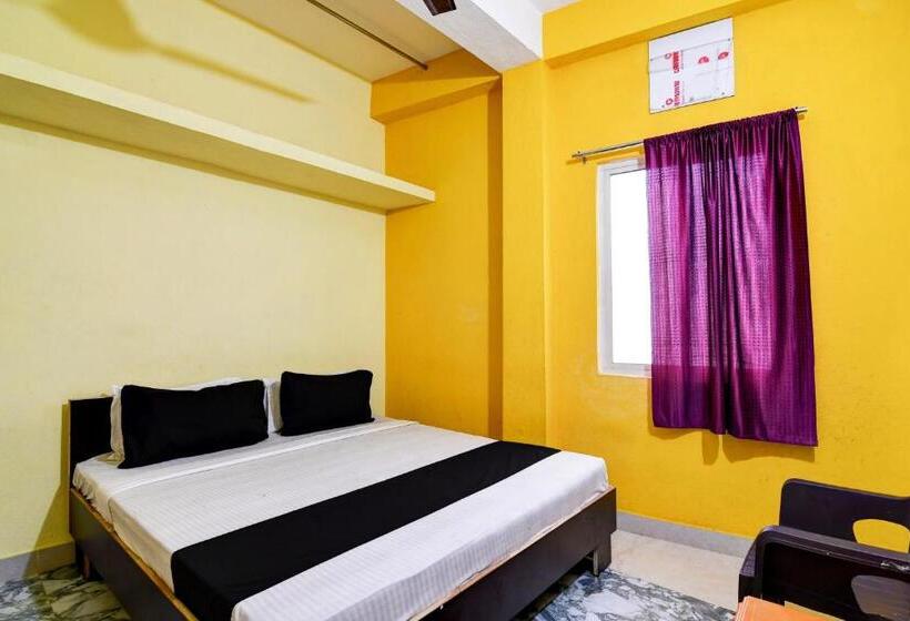 Oyo Hotel Jena Brothers