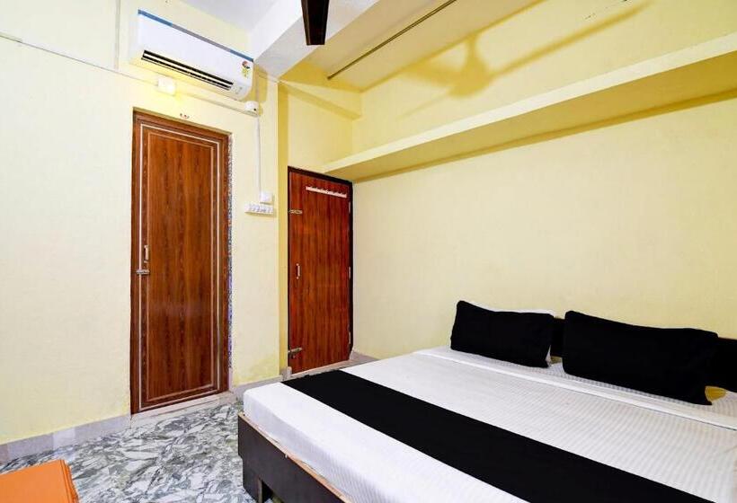 Oyo Hotel Jena Brothers