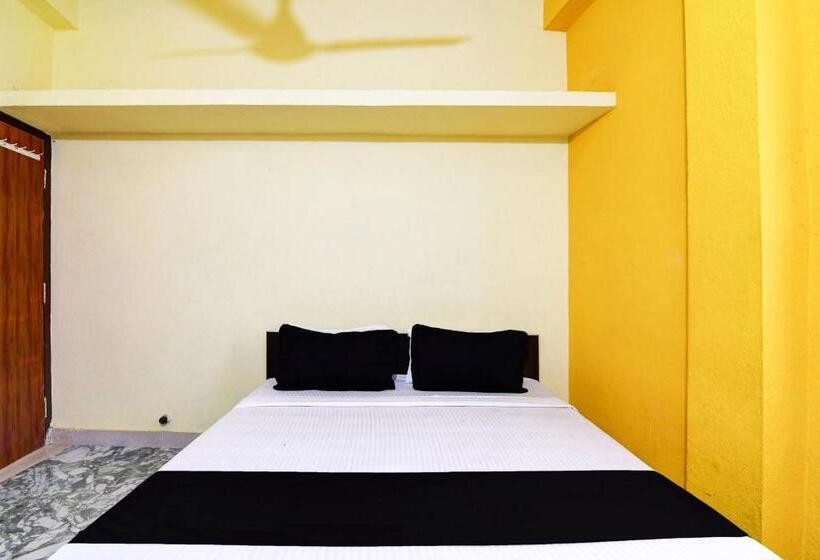 Oyo Hotel Jena Brothers