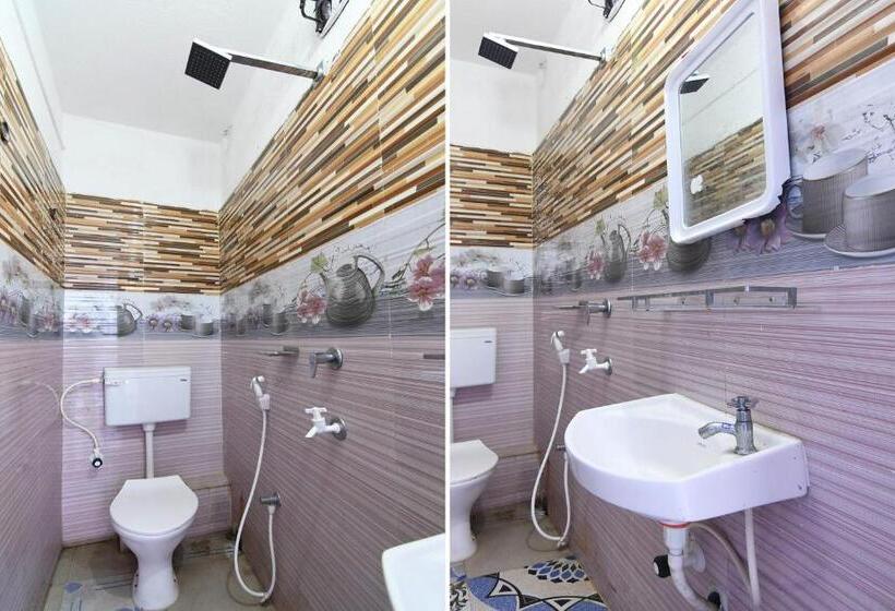 Oyo Hotel Jena Brothers