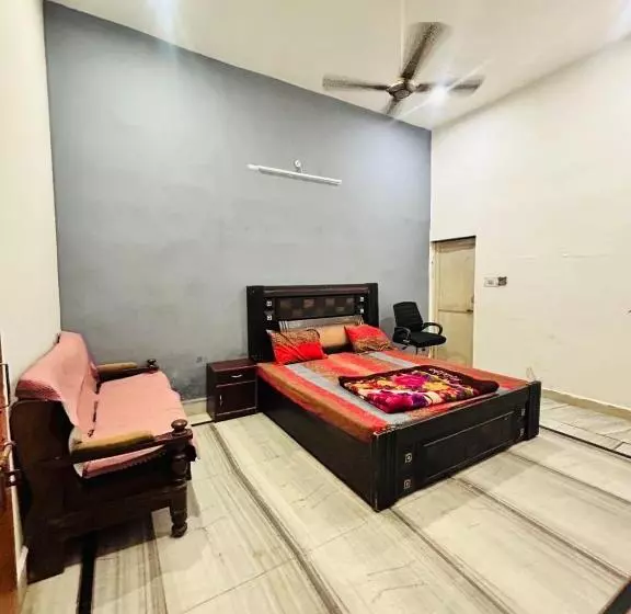 ペンション Agrawal Inn Guest House