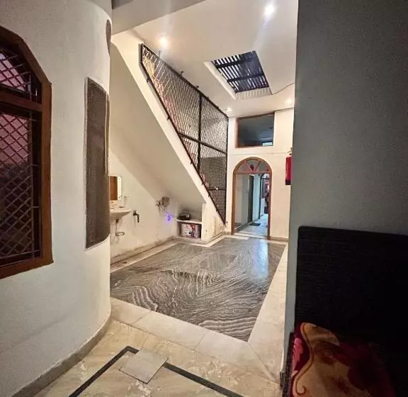 ペンション Agrawal Inn Guest House