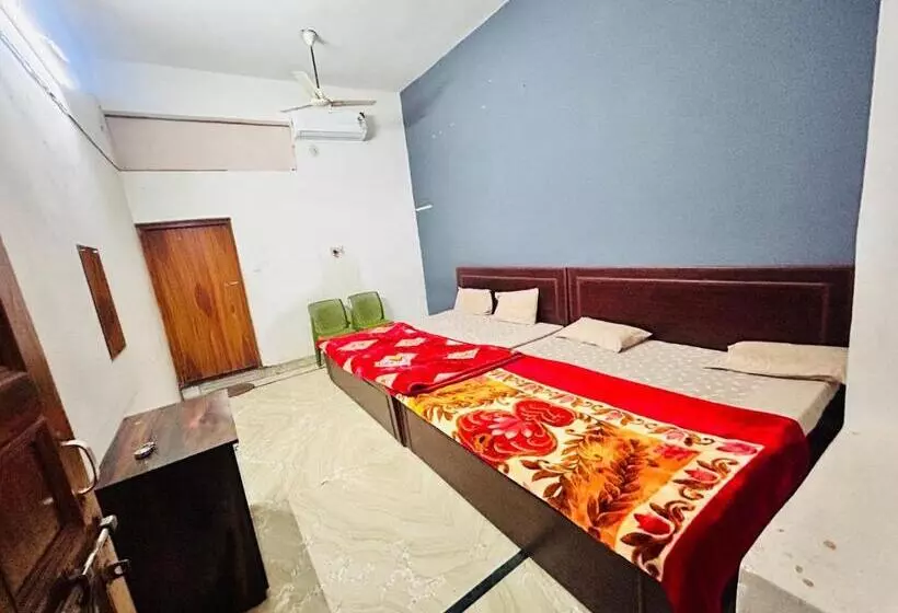 ペンション Agrawal Inn Guest House