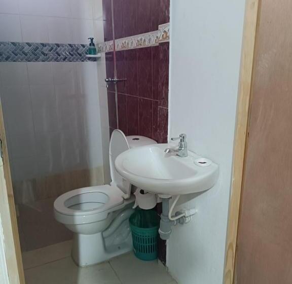 پانسیون Beach Airport House