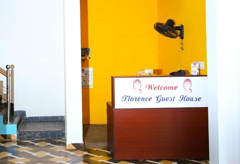 Pension (Hôtel basse catégorie) ‌‌florence Guest House