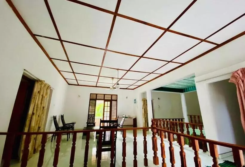 ペンション Punchi Walawwa Holiday Bungalow