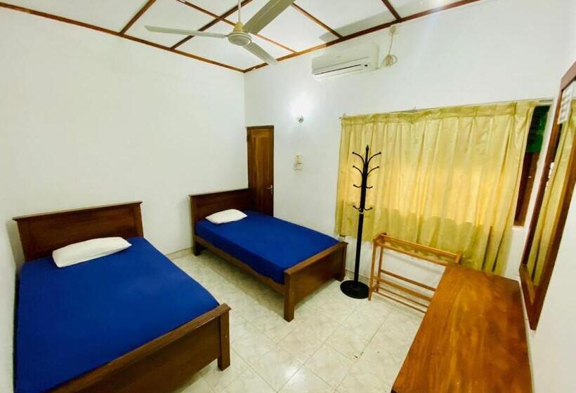 膳宿费 Punchi Walawwa Holiday Bungalow