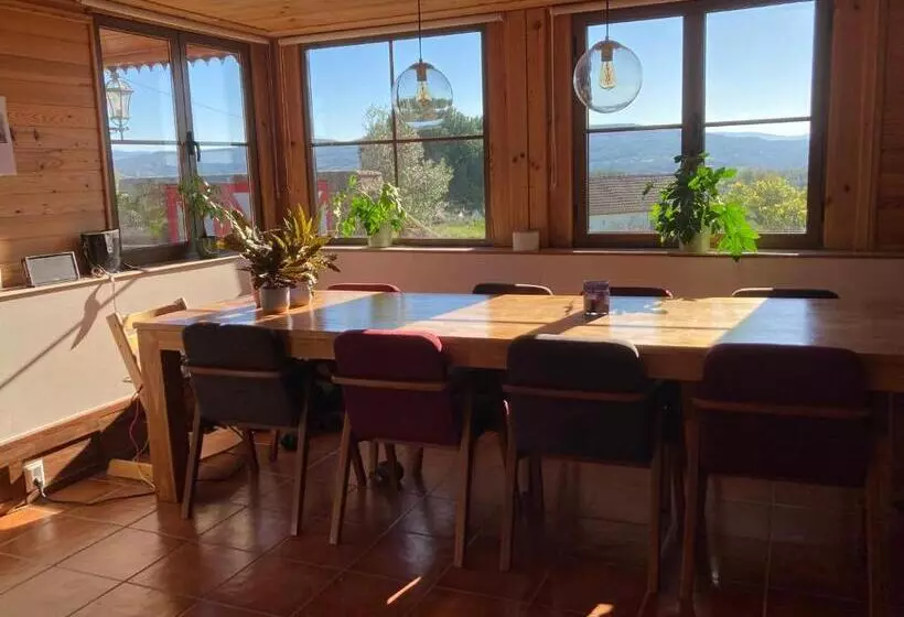 Aamiaismajoitus (B&B) A Casa Amarela Guest Room