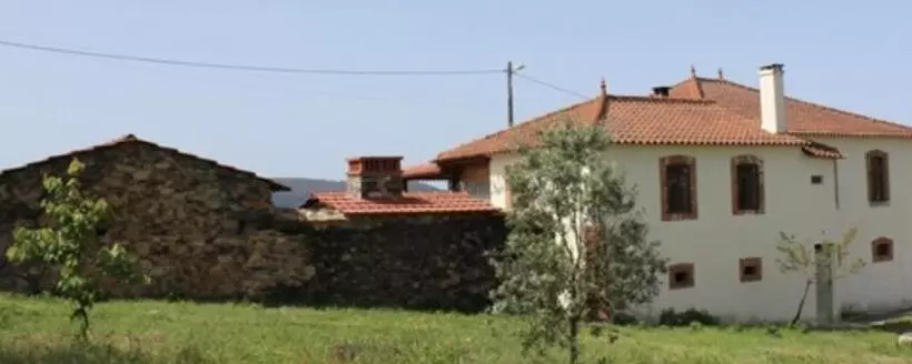 Aamiaismajoitus (B&B) A Casa Amarela Guest Room