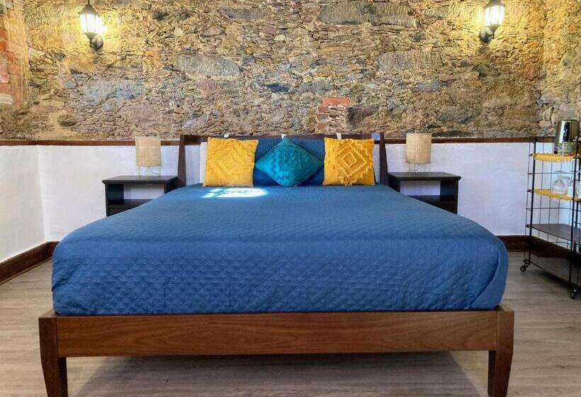 مبيت وإفطار A Casa Amarela Guest Room