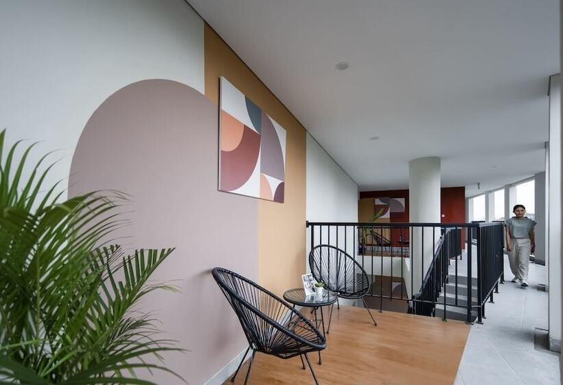 בית מלון כפרי Cove Nawaprita