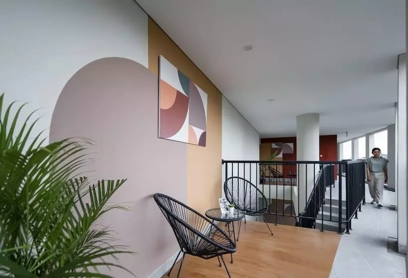 ホテル Cove Nawaprita