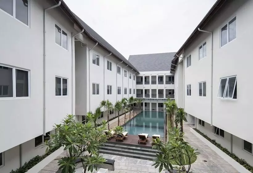 ホテル Cove Nawaprita