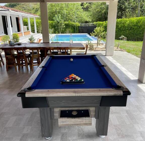 هتل Finca California