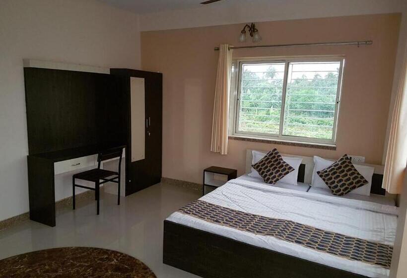 ホテル Lotus Apartments