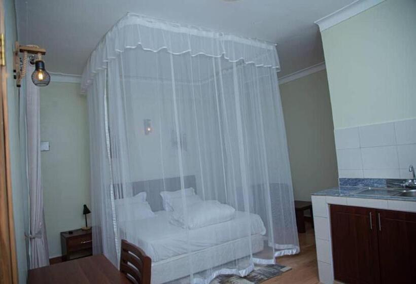 هتل Mt. Rwenzori Golf Resort & Spa