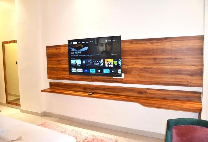 هتل Royal Heritage Resort Pilibhit