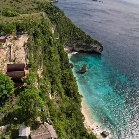 Hotelli Suwehan Beach Cliff House By Bijak