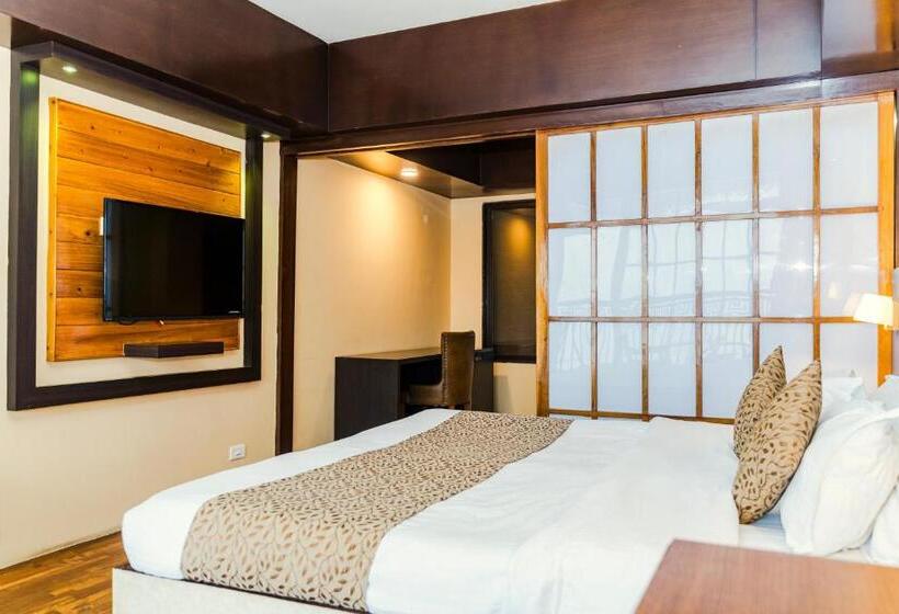 Hotel Bliss Hungry Jack