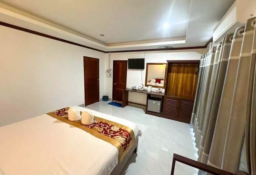 Hotelli Vangvieng Sisavang Mountain View