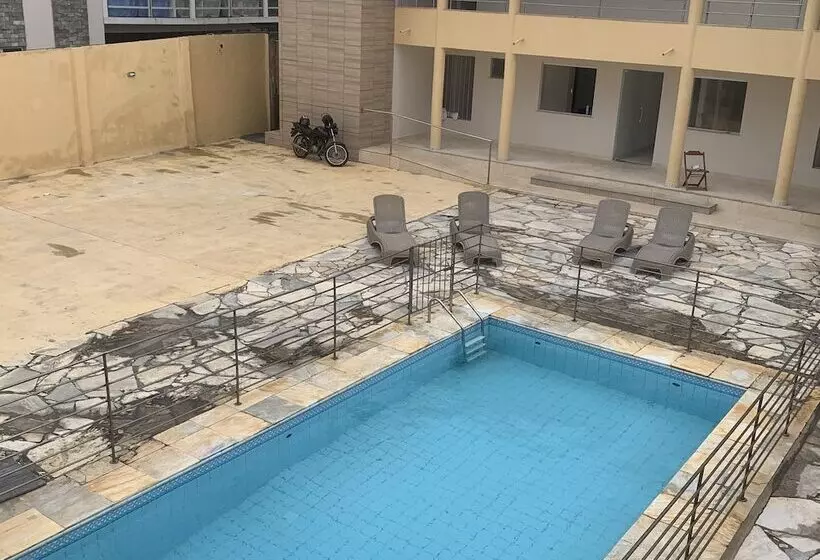 Hotelli Virassol Praia