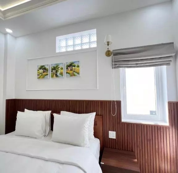 Paris Hotel Châu đốc